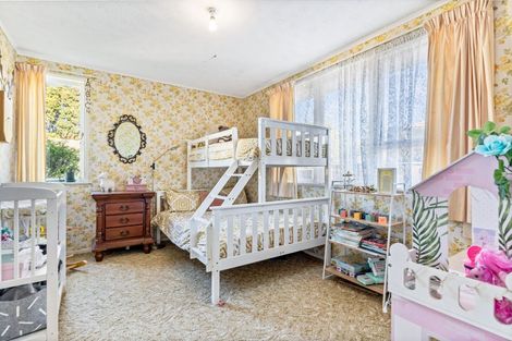 Photo of property in 34 Sullivan Avenue, Mangere Bridge, Auckland, 2022