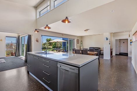 Photo of property in 61 Karamea Street, Whalers Gate, New Plymouth, 4310