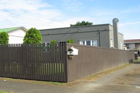 Photo of property in 11b Kiwi Esplanade, Mangere Bridge, Auckland, 2022