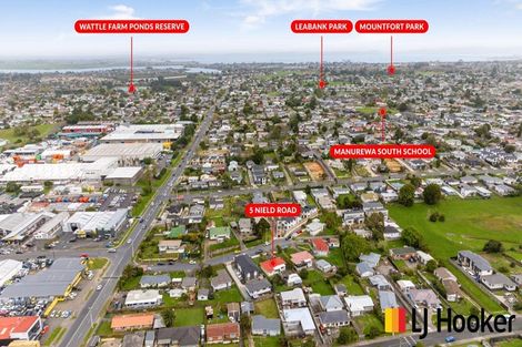 Photo of property in 5 Nield Road, Manurewa, Auckland, 2102
