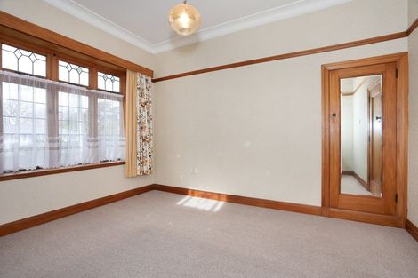 Photo of property in 177 Bridge Street, Bulls, 4818