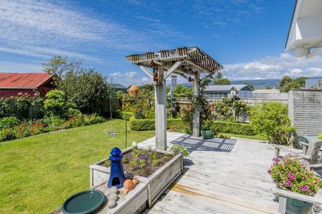 Photo of property in 18 Kirk Street, Otaki, 5512