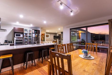 Photo of property in 6 Springlea Heights, Atawhai, Nelson, 7010