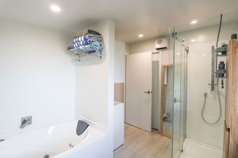 Photo of property in 16 Sutter Street, Seaview, Timaru, 7910