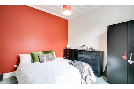 Photo of property in 85 Milton Road, Bluff Hill, Napier, 4110