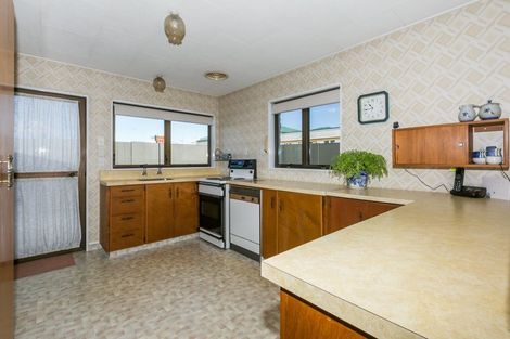 Photo of property in 1/4 Lee Road, Taradale, Napier, 4112