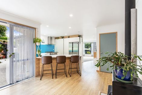 Photo of property in 24 Donald Place, Stillwater, Silverdale, 0993