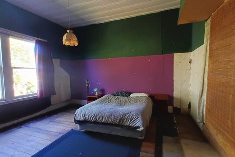 Photo of property in 129 Russell Street, Westport, 7825