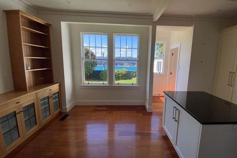 Photo of property in 57 The Crescent, Roseneath, Wellington, 6011