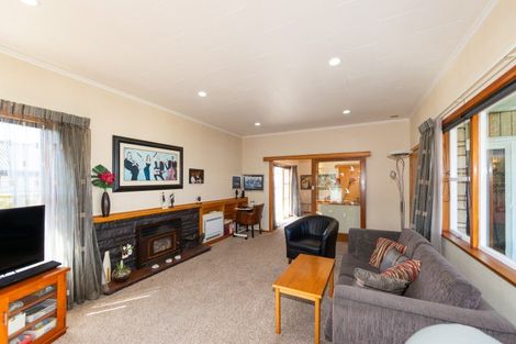 Photo of property in 49 Avenue Road, Greenmeadows, Napier, 4112