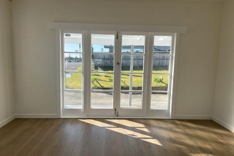 Photo of property in 61 Oakdale Road, Mount Roskill, Auckland, 1041