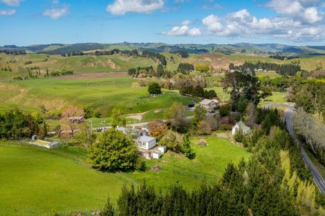 Photo of property in Wallingford School, 27 Bird Road, Wallingford, Waipukurau, 4284
