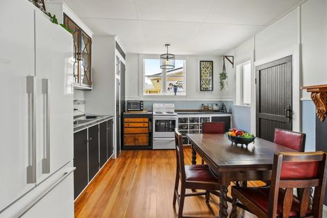 Photo of property in 9 Corbett Street, Paeroa, 3600