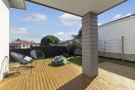 Photo of property in 55a Lake Crescent, Hamilton Lake, Hamilton, 3204