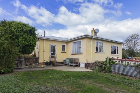 Photo of property in 11 Weston Road, Holmes Hill, Oamaru, 9401