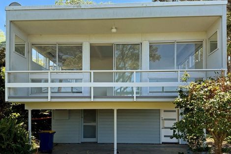 Photo of property in 1/8 Rewi Street, Torbay, Auckland, 0630