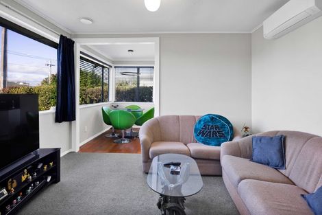 Photo of property in 45 Reid Avenue, Hawera, 4610