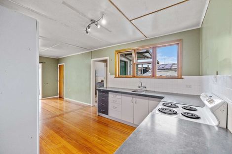 Photo of property in 10 Atkins Street, Patutahi, Gisborne, 4072