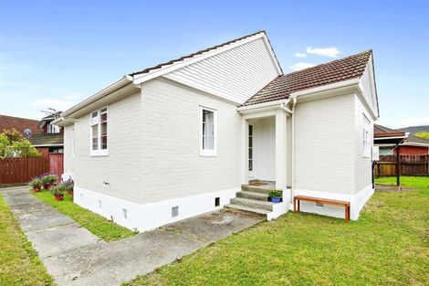 Photo of property in 18b Cressy Street, Waterloo, Lower Hutt, 5011