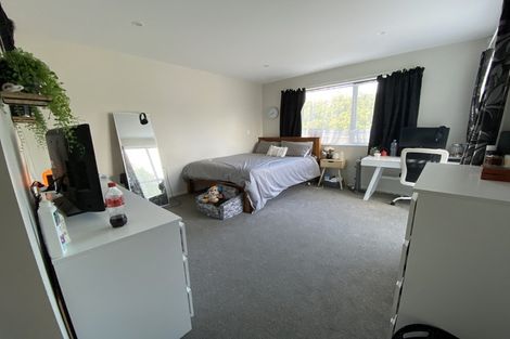 Photo of property in 146a Mcleod Road, Te Atatu South, Auckland, 0610