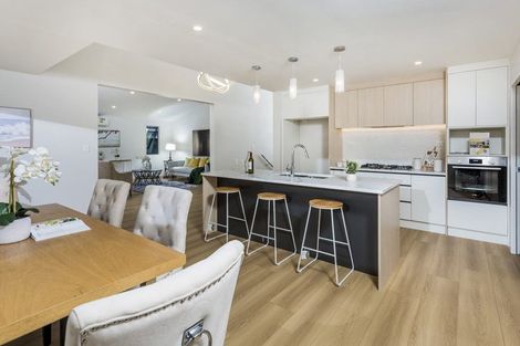 Photo of property in 33 Pinecrest Drive, Gulf Harbour, Whangaparaoa, 0930