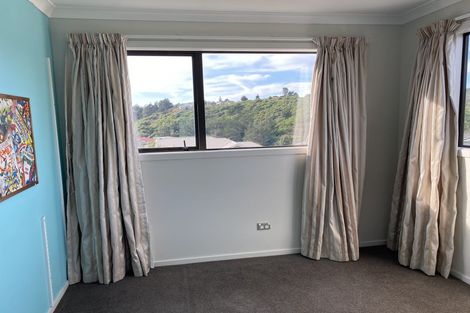 Photo of property in 77 Te Puia Drive, Aotea, Porirua, 5024