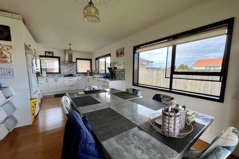 Photo of property in 543a Richardson Road, Mount Roskill, Auckland, 1041