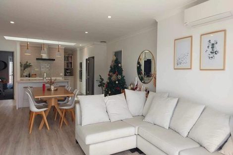 Photo of property in 63 Awataha Crescent, Pyes Pa, Tauranga, 3110