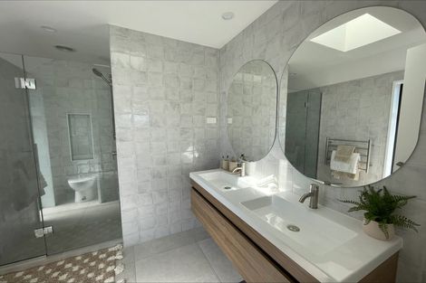 Photo of property in 11 Donald Place, Stillwater, Silverdale, 0993