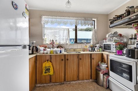 Photo of property in 13 Petherick Crescent, Johnsonville, Wellington, 6037