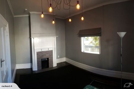 Photo of property in 6 Newman Terrace, Thorndon, Wellington, 6011