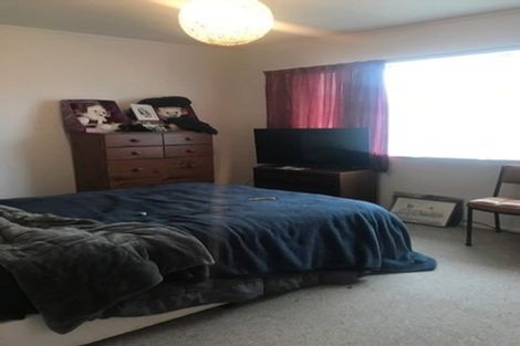 Photo of property in 16a Mako Mako Road, Levin, 5510