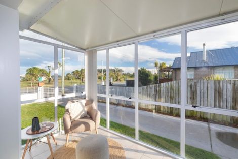 Photo of property in 401 Estuary Road, South New Brighton, Christchurch, 8062