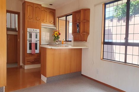 Photo of property in 6 Huntington Lane, West End, Palmerston North, 4410