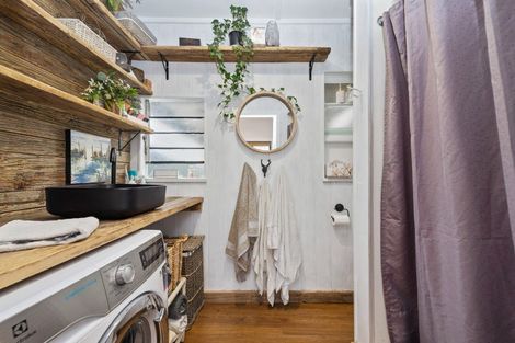 Photo of property in 38a Robinson Avenue, Holdens Bay, Rotorua, 3010