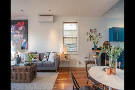 Photo of property in 28 View Road, Houghton Bay, Wellington, 6023