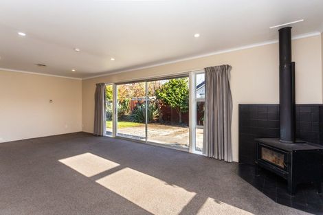 Photo of property in 21 Glenside Avenue, Ilam, Christchurch, 8041