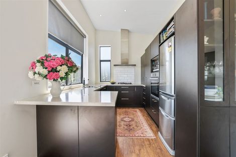 Photo of property in 31 Cannon Hill Crescent, Mount Pleasant, Christchurch, 8081