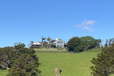 Photo of property in 67 Walu Lane, Matapouri, Whangarei, 0173