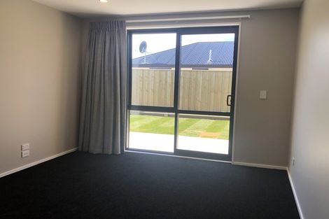 Photo of property in 32 Chris Drive, Rolleston, 7614