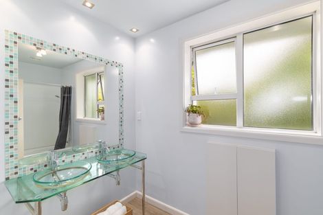 Photo of property in 10 Earl Street, Hillsborough, Christchurch, 8022