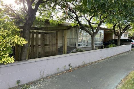 Photo of property in 1a Wood Street, Takaro, Palmerston North, 4410