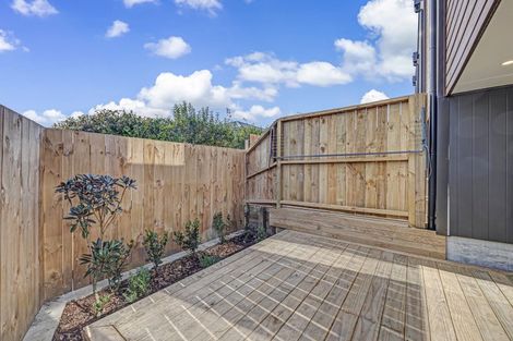 Photo of property in 10/17 Ambler Avenue, Glen Eden, Auckland, 0602