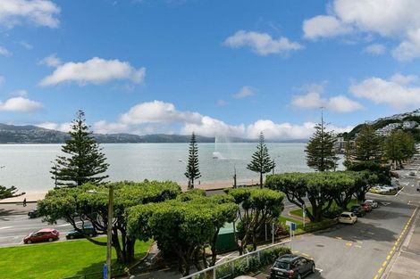 Photo of property in 15/22 Oriental Terrace, Oriental Bay, Wellington, 6011