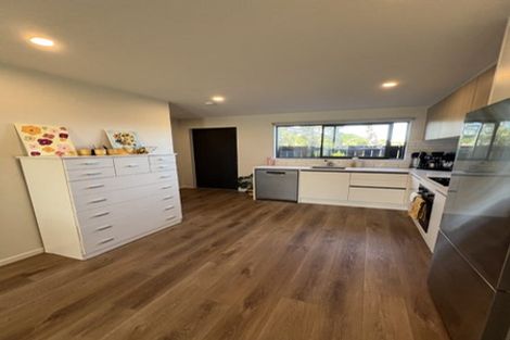 Photo of property in 41 Whai Hua Lane, Mangere Bridge, Auckland, 2022