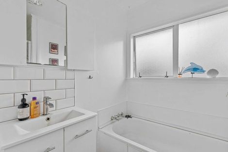 Photo of property in 48 Martin Street, Utuhina, Rotorua, 3015