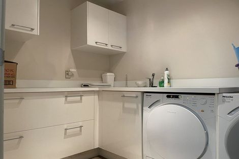 Photo of property in 47 Spinnaker Drive, Te Atatu Peninsula, Auckland, 0610