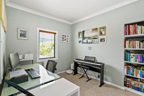 Photo of property in 128 Wairau Road, Oakura, 4314