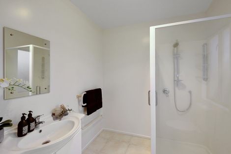 Photo of property in 128 Sherborne Street, St Albans, Christchurch, 8014