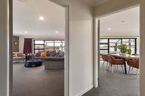 Photo of property in 6 Trump Place, Kelvin Grove, Palmerston North, 4414